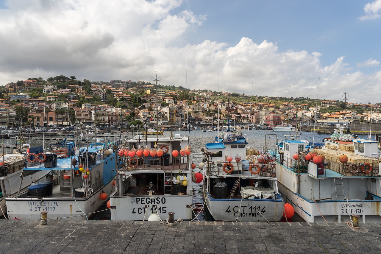 Aci Trezza - Filled with Sicilian Sunshine and Smiles